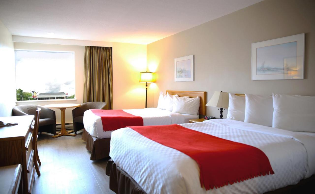 Auberge Du Grand Lac Magog Exterior photo