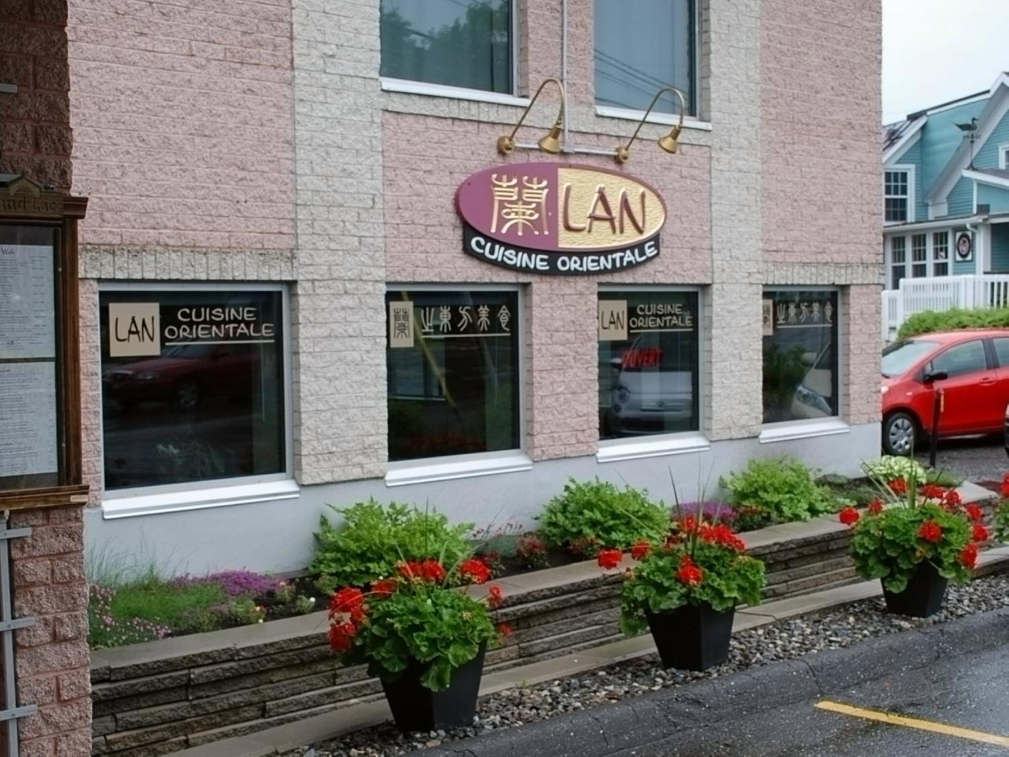 Auberge Du Grand Lac Magog Exterior photo